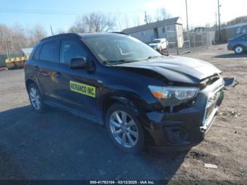  Salvage Mitsubishi Outlander