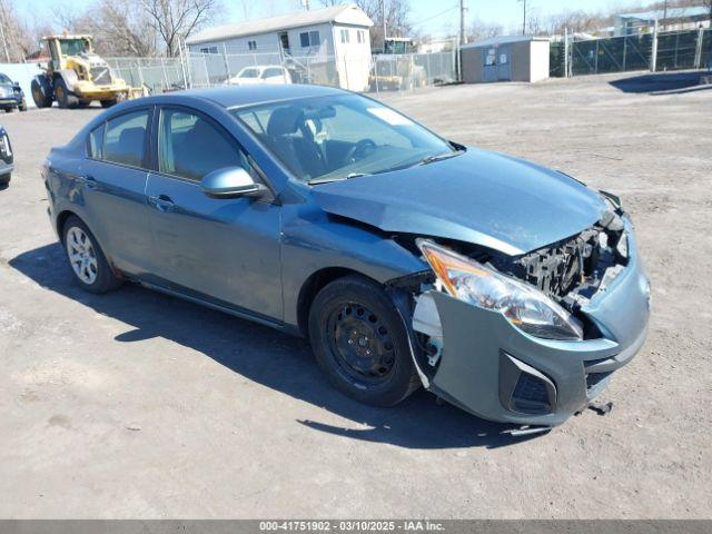  Salvage Mazda Mazda3