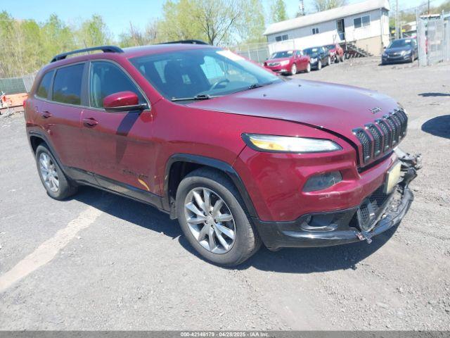  Salvage Jeep Cherokee