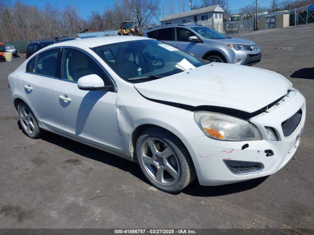  Salvage Volvo S60