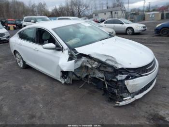  Salvage Chrysler 200