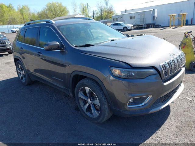  Salvage Jeep Cherokee