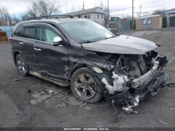  Salvage Toyota Highlander