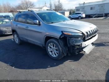  Salvage Jeep Cherokee