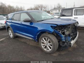  Salvage Ford Explorer