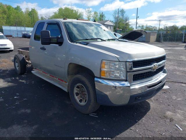  Salvage Chevrolet Silverado 3500