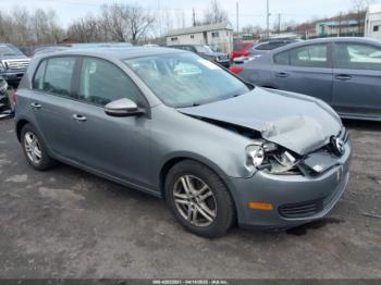  Salvage Volkswagen Golf