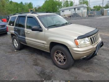  Salvage Jeep Grand Cherokee