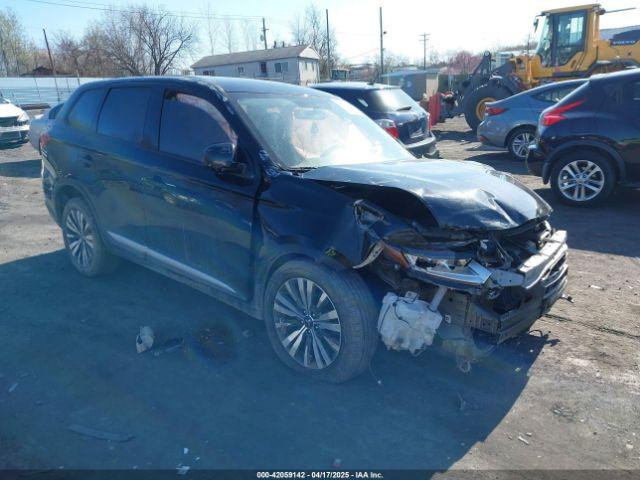  Salvage Mitsubishi Outlander