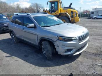 Salvage Jeep Cherokee