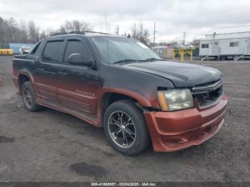  Salvage Chevrolet Avalanche 1500