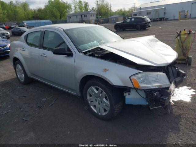  Salvage Dodge Avenger