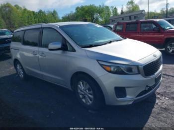  Salvage Kia Sedona