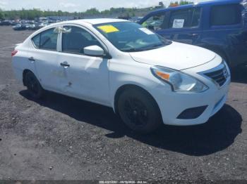  Salvage Nissan Versa