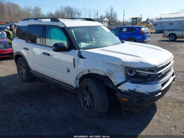  Salvage Ford Bronco