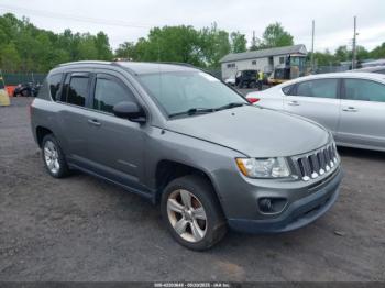  Salvage Jeep Compass