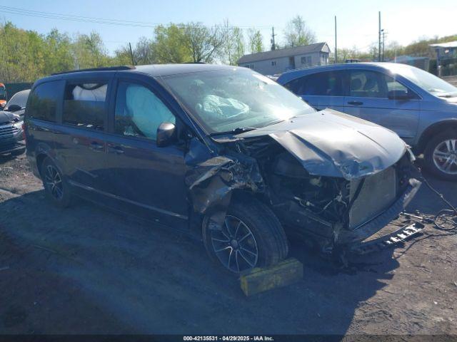  Salvage Dodge Grand Caravan