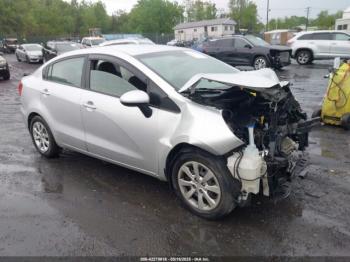  Salvage Kia Rio