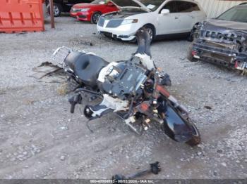  Salvage Harley-Davidson Flhx