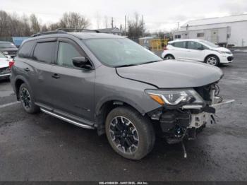  Salvage Nissan Pathfinder