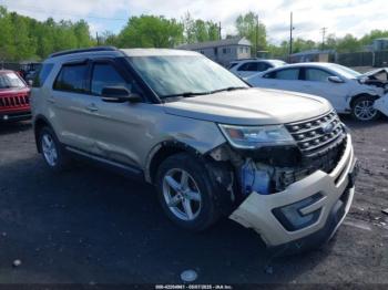  Salvage Ford Explorer