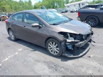  Salvage Kia Forte