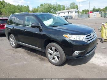  Salvage Toyota Highlander