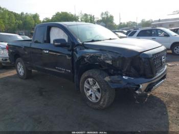  Salvage Nissan Titan