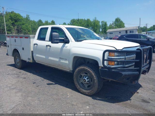  Salvage Chevrolet Silverado 2500