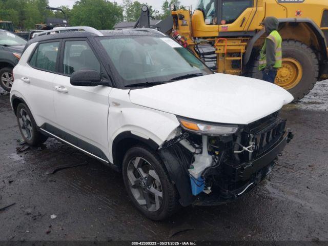  Salvage Hyundai VENUE
