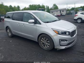  Salvage Kia Sedona