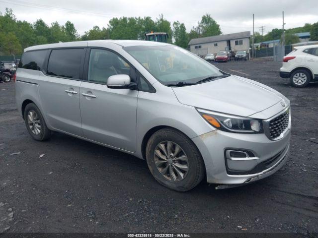  Salvage Kia Sedona