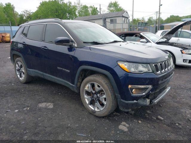 Salvage Jeep Compass