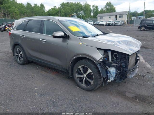 Salvage Kia Sorento