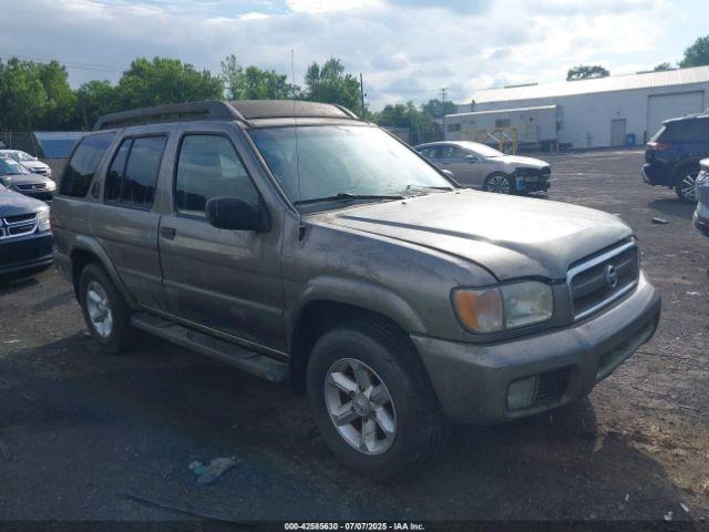  Salvage Nissan Pathfinder