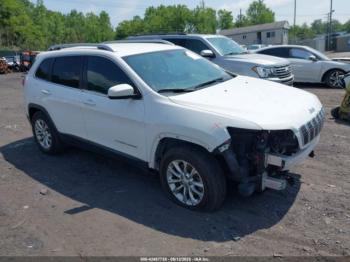  Salvage Jeep Cherokee