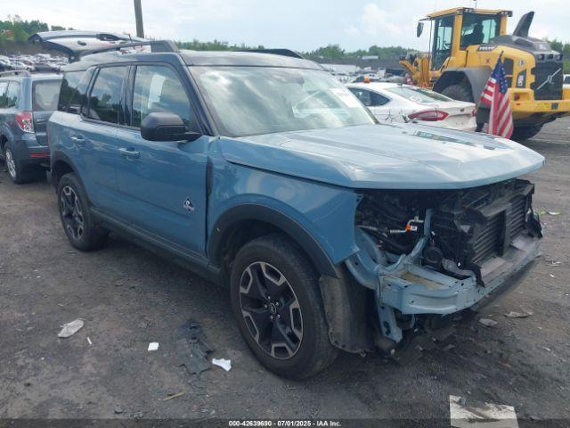  Salvage Ford Bronco