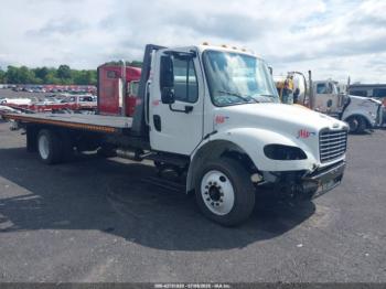  Salvage Freightliner M2 106