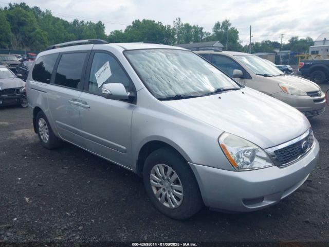  Salvage Kia Sedona