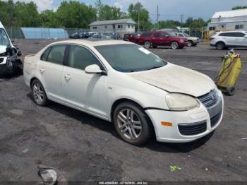  Salvage Volkswagen Jetta