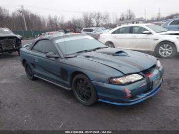  Salvage Ford Mustang