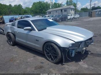  Salvage Ford Mustang