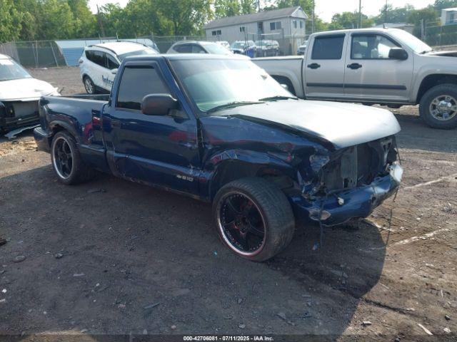  Salvage Chevrolet S-10