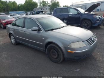  Salvage Volkswagen Passat
