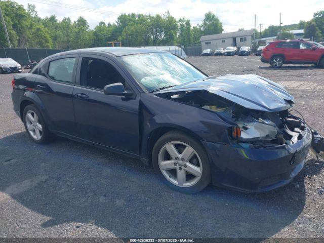  Salvage Dodge Avenger