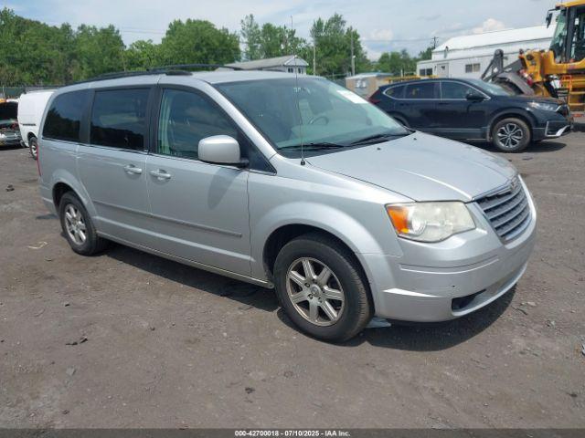  Salvage Chrysler Town & Country