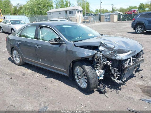  Salvage Volkswagen Passat