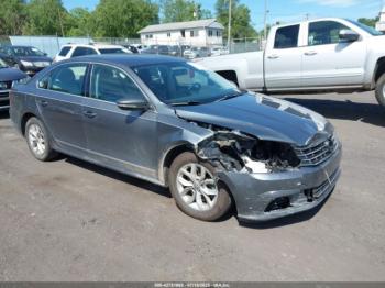  Salvage Volkswagen Passat