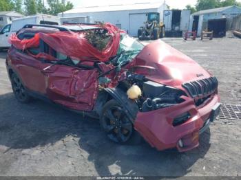  Salvage Jeep Cherokee