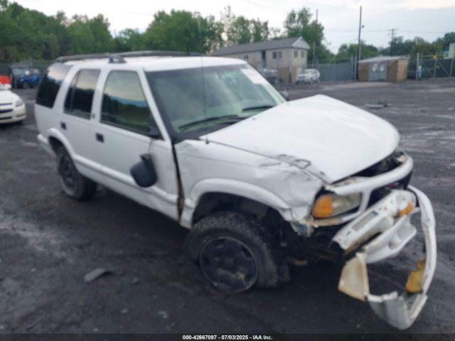  Salvage GMC Jimmy